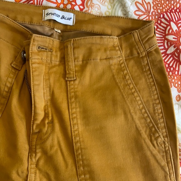 NWOT Studio Blue, size 27, Yellow, Camel colored Jeans (stitch fix) - Picture 4 of 7